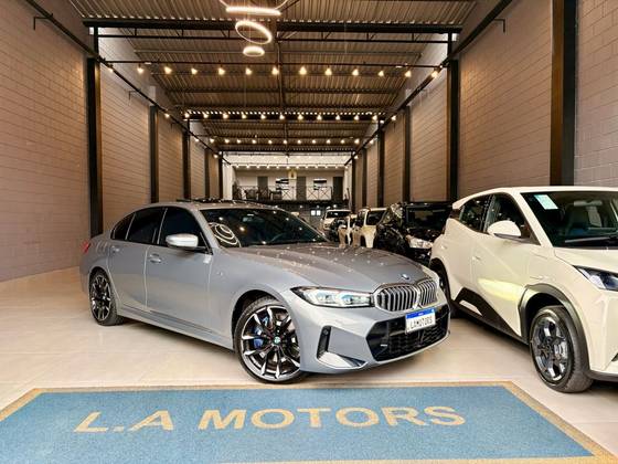 BMW 320i 2.0 16V TURBO FLEX M SPORT AUTOMÁTICO BMW 320i 2.0 16V TURBO FLEX M SPORT AUTOMÁTICO